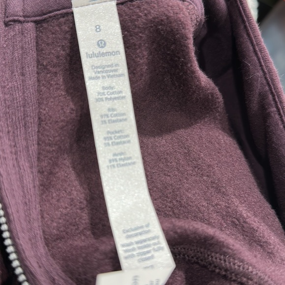 Lulu Lemon Sweatshirt - Picture 6 of 6